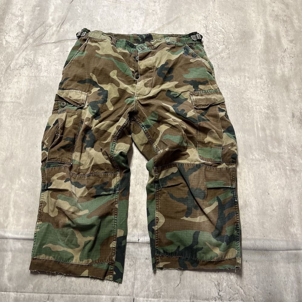 Vintage US Military BDU Pants Mens Medium Short Woodland Camo Cargo Combat 80s
